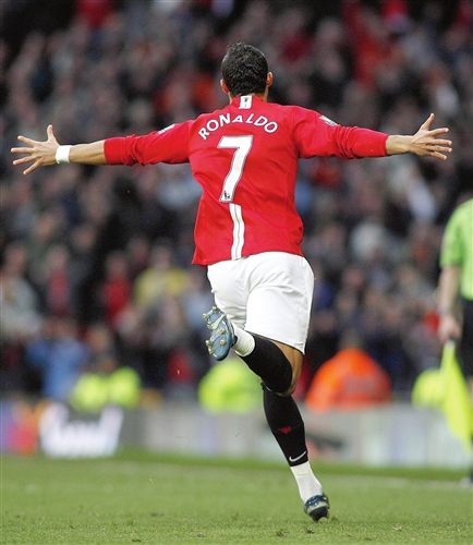 她没有出现 她没有出现