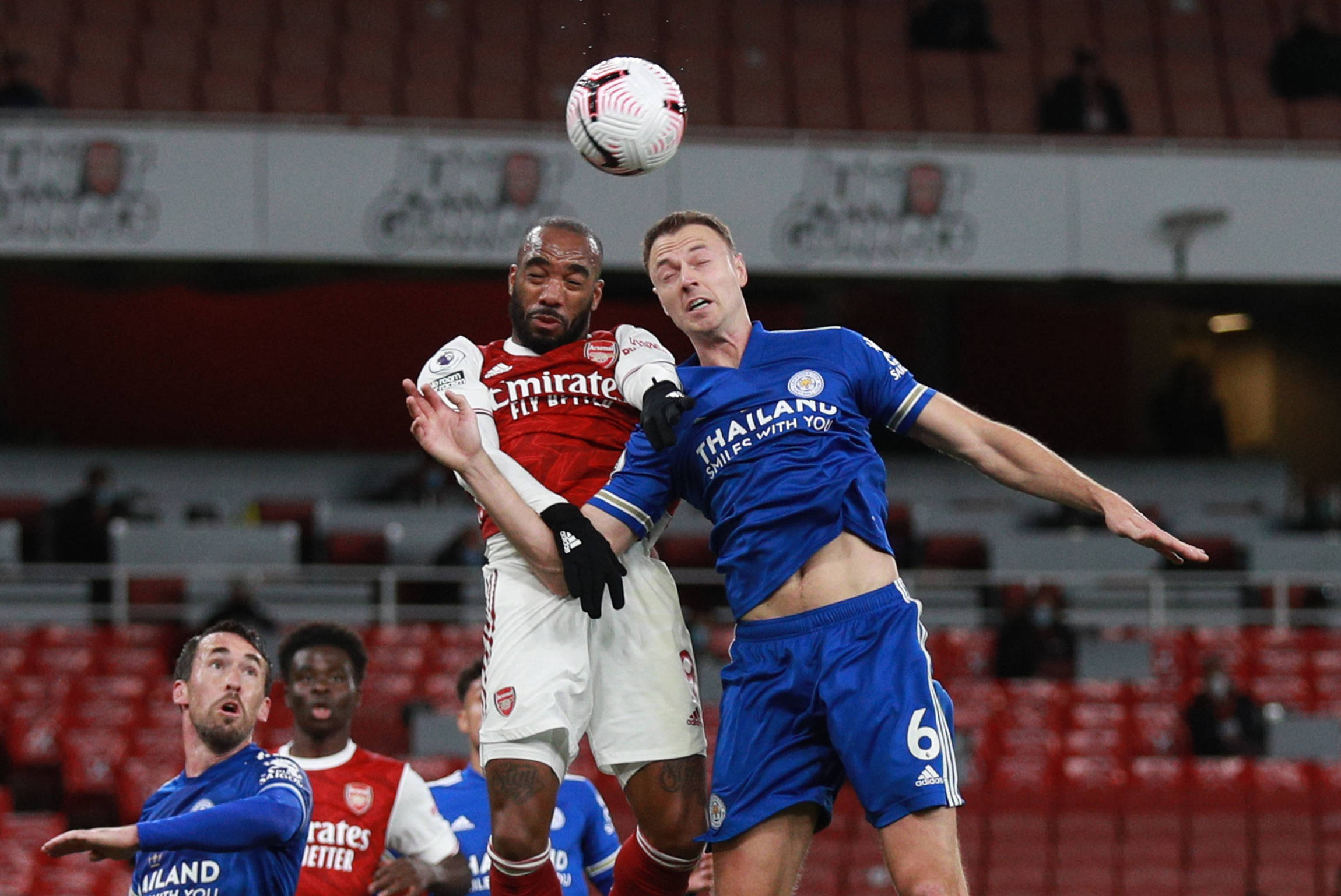 用他们的 用他们的